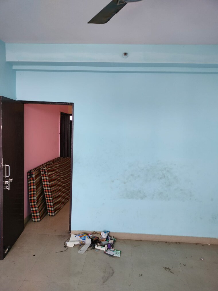 Room, godrej-woods 2 Bedroom 1054 Sq.Ft. Villa In Sector 43 Noida 8800093