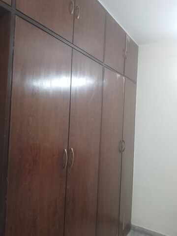 Furnished Amenities in 2 BHK Apartment at Sneh CHS Goregaon East, Goregaon East – for Rent
