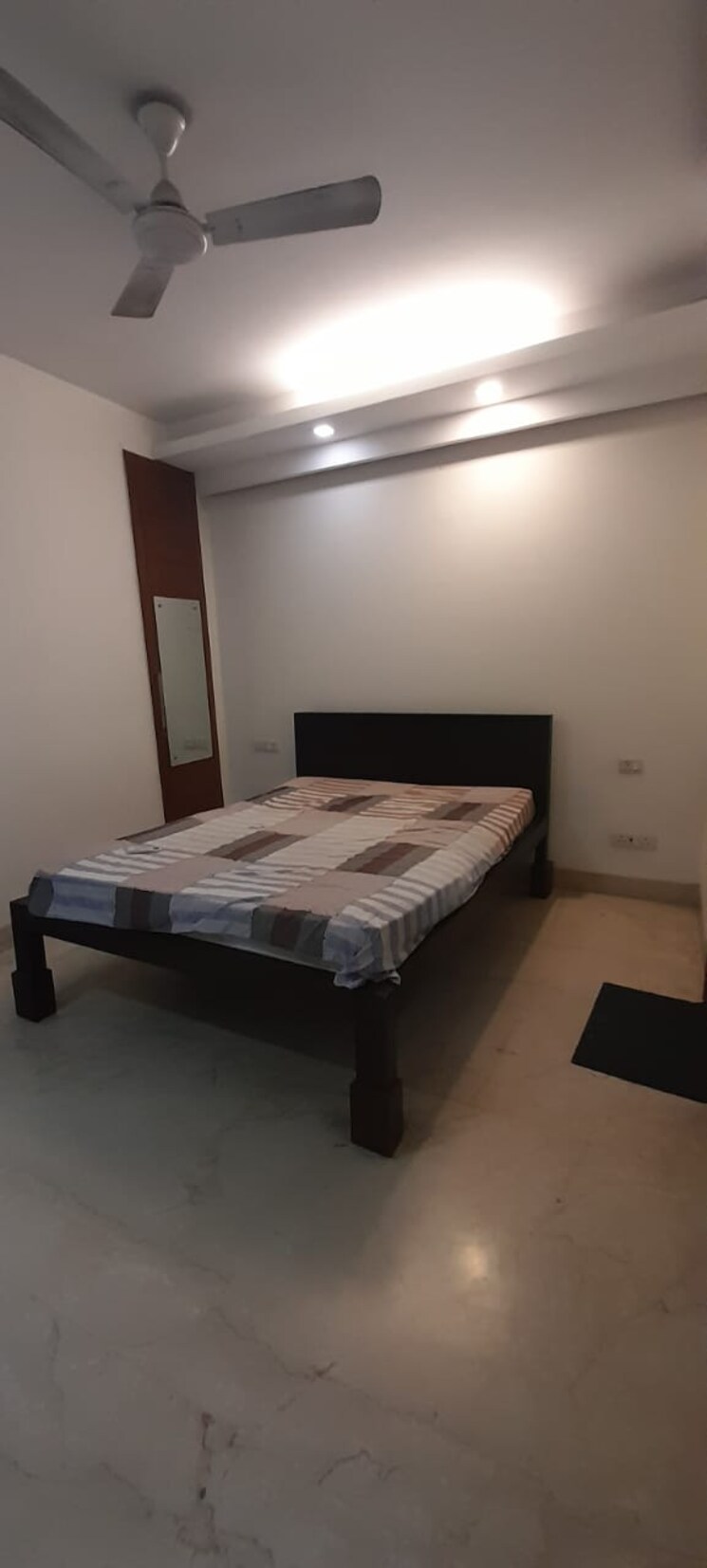 Bedroom, east of kailash 3 Bedroom 1450 Sq.Ft. Builder Floor In East Of Kailash Delhi 8800124