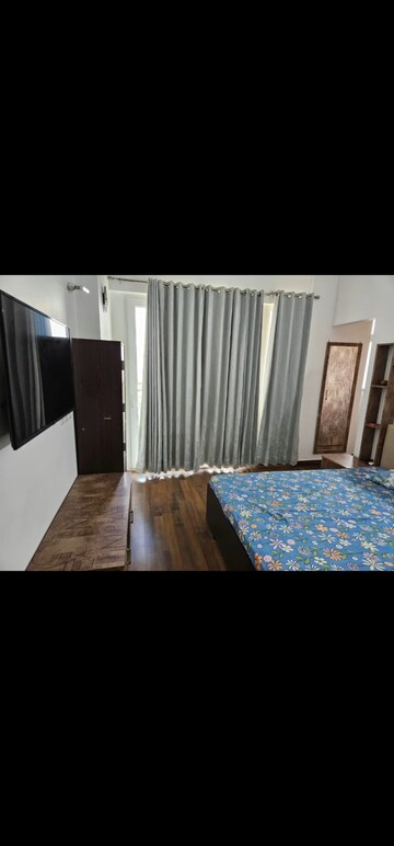 Bedroom in 4 BHK Apartment at Conscient Heritage Max, Sector 102 – for Rent