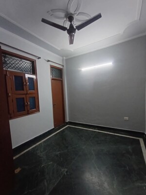 Room in 2 BHK Apartment at Godrej Woods, Sector 43 – for Sale