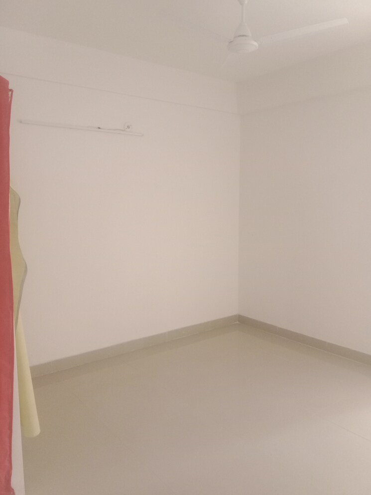 Room, rof-alante 3 Bedroom 750 Sq.Ft. Apartment In Sector 108 Gurgaon 8800140