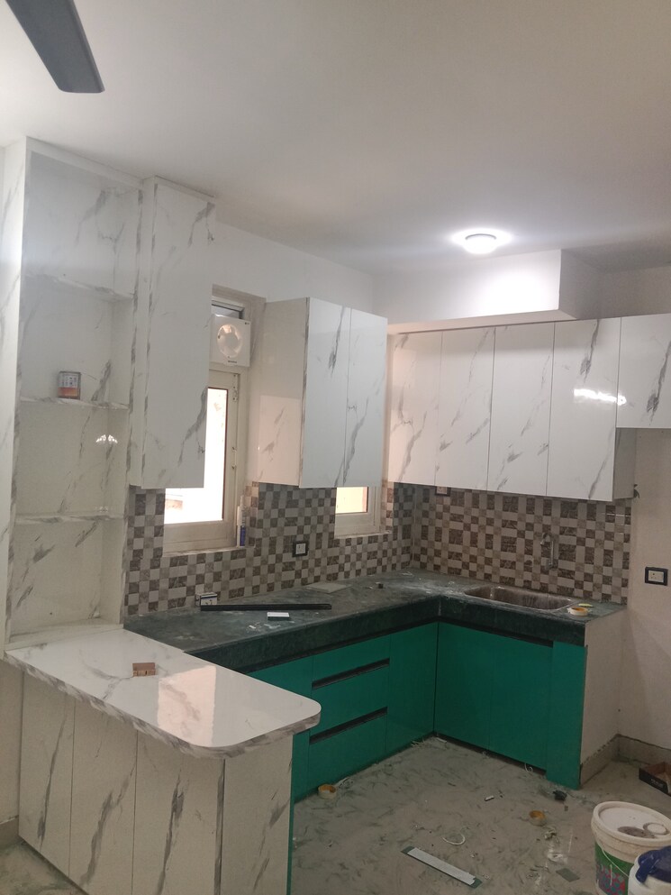 Living Room, rof-alante 3 Bedroom 750 Sq.Ft. Apartment In Sector 108 Gurgaon 8800140