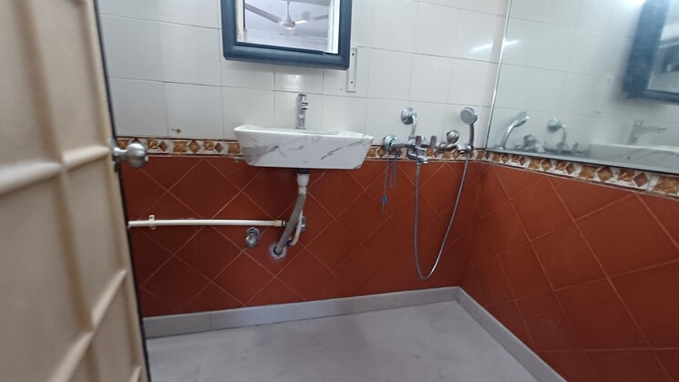 Bathroom, saraswati-sadan-chs 1 Bedroom 520 Sq.Ft. Apartment In Bhayandar East Thane 8800128