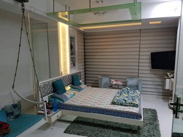 Bedroom in 3 BHK Apartment at Lodha Amara, Kolshet Road – for Rent