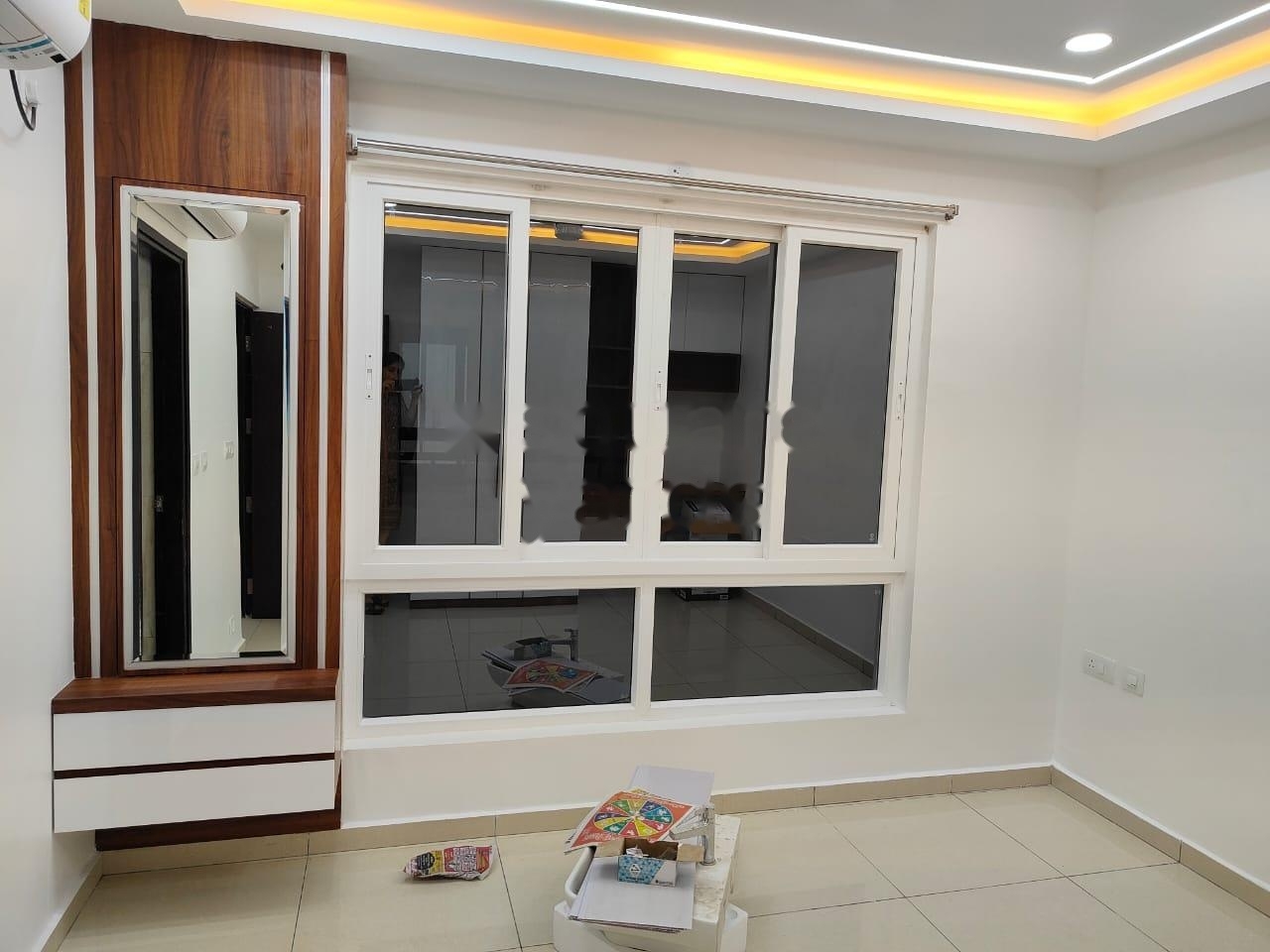 3 BHK 2000 Sq.Ft. Apartment in Marina Skies