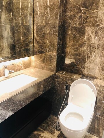 Plot Area in 3 BHK Apartment at Lodha Trump Tower, Worli – for Rent