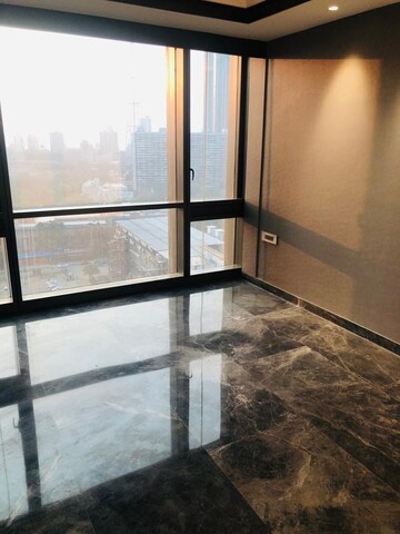 Room in 3 BHK Apartment at Lodha Trump Tower, Worli – for Rent