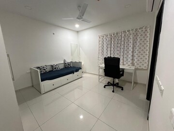 Team Area in 3 BHK Apartment at Rajapushpa Provincia, Narsingi – for Rent