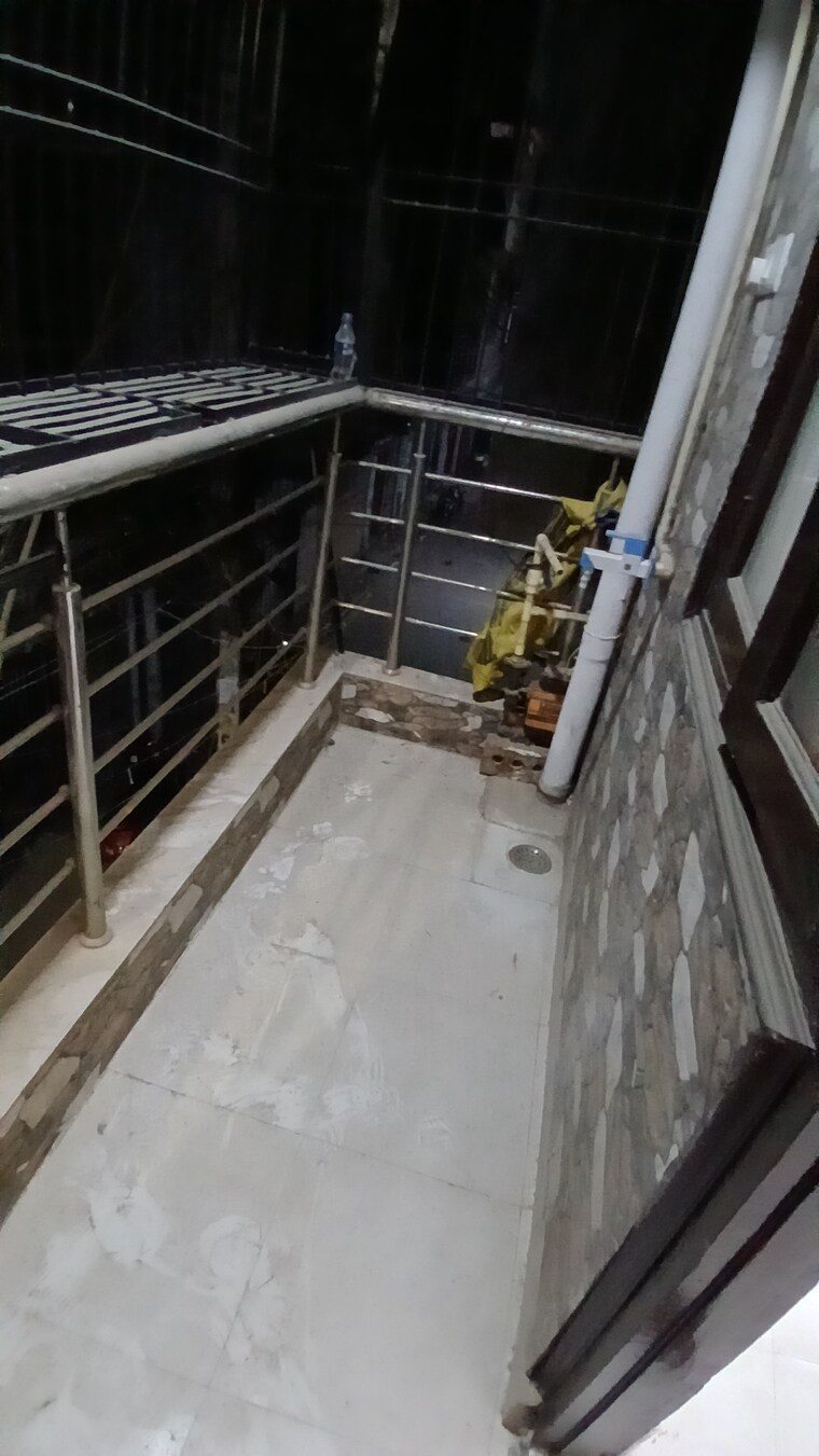 Balcony, zakir nagar 2 Bedroom 450 Sq.Ft. Builder Floor In Zakir Nagar Delhi 8800277