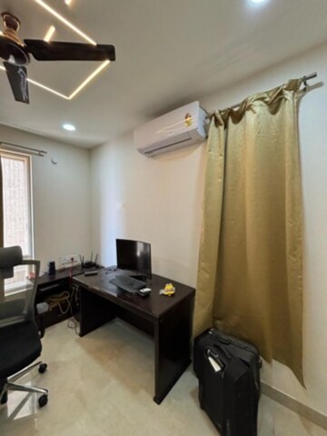 Team Area in 2.5 BHK Apartment at Aurobindo Kohinoor, Serilingampally – for Rent