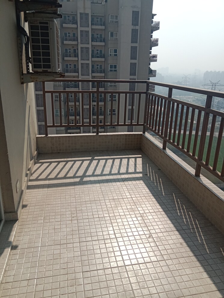 Balcony, shapoorji-pallonji-joyville-gurgaon 3 Bedroom 1692 Sq.Ft. Apartment In Sector 102 Gurgaon 8800287