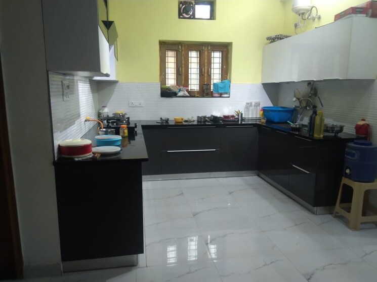 Kitchen, jakhan rajpur road 4 Bedroom 233 Sq.Yd. Villa In JakhaN Rajpur Road Dehradun 8800276