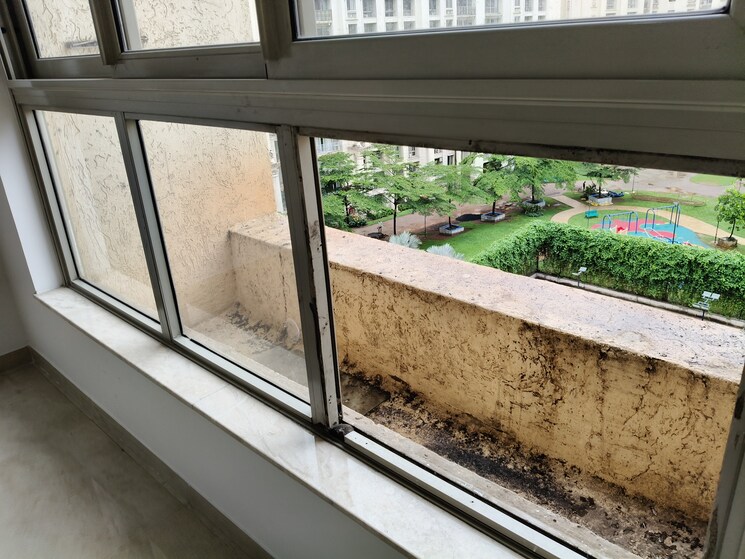Balcony, hiranandani-delanna 2 Bedroom 750 Sq.Ft. Apartment In Ghodbunder Road Thane 8800295