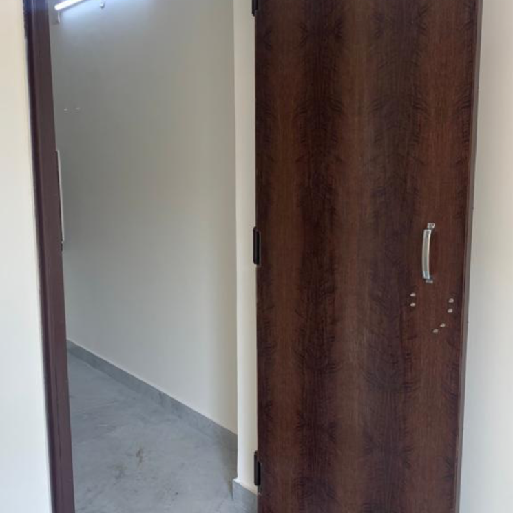 Room, sector 23a 1.5 Bedroom 800 Sq.Ft. Villa In Sector 23a Gurgaon 8800307