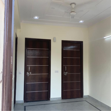 Room in 1.5 BHK Villa at Sector 23a – for Rent