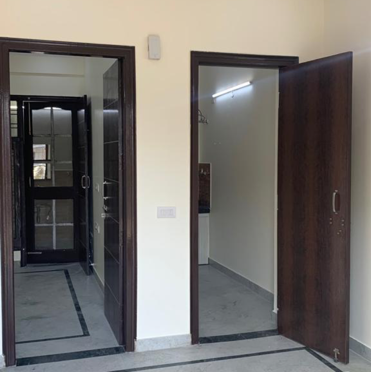 1.5 BHK Villa For Rent in Sector 23A