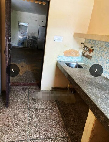 Kitchen in 3 BHK Builder Floor at Sector 21b – for Rent