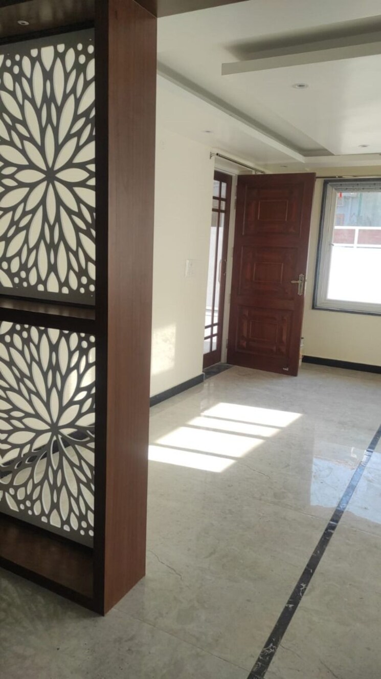 Room, jakhan 4 Bedroom 280 Sq.Yd. Villa In Jakhan Dehradun 8800296