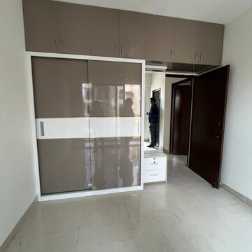 Room in 2 BHK Apartment at Signature Orchard Avenue 2, Hayatpur – for Rent