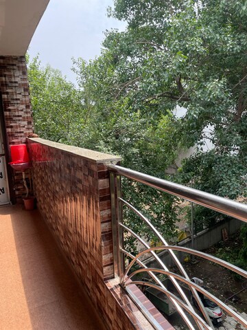 Balcony in 1 BHK Builder Floor at Tagore Garden – for Rent