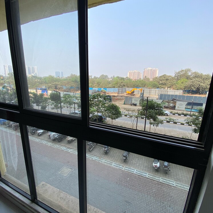 Balcony, runwal-gardens-phase-2 1 Bedroom 435 Sq.Ft. Apartment In Kalyan Shilphata Road Thane 8800369