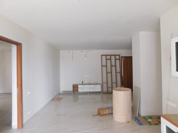 Room in 3 BHK Apartment at Myscape Sanctuary, Hafeezpet – for Rent