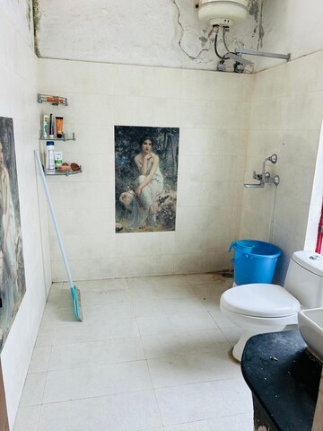 Master Bedroom in 4 BHK Villa at Sahastradhara Road – for Rent