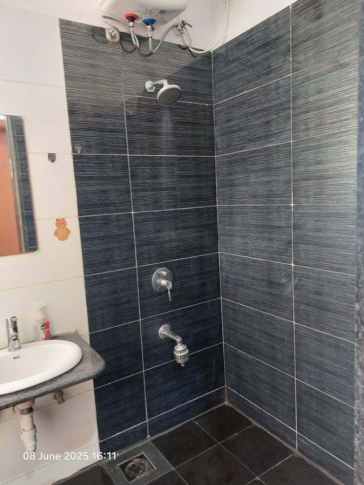 Bathroom, kolte-patil-life-republic 2 Bedroom 900 Sq.Ft. Apartment In Hinjewadi Pune 8800438