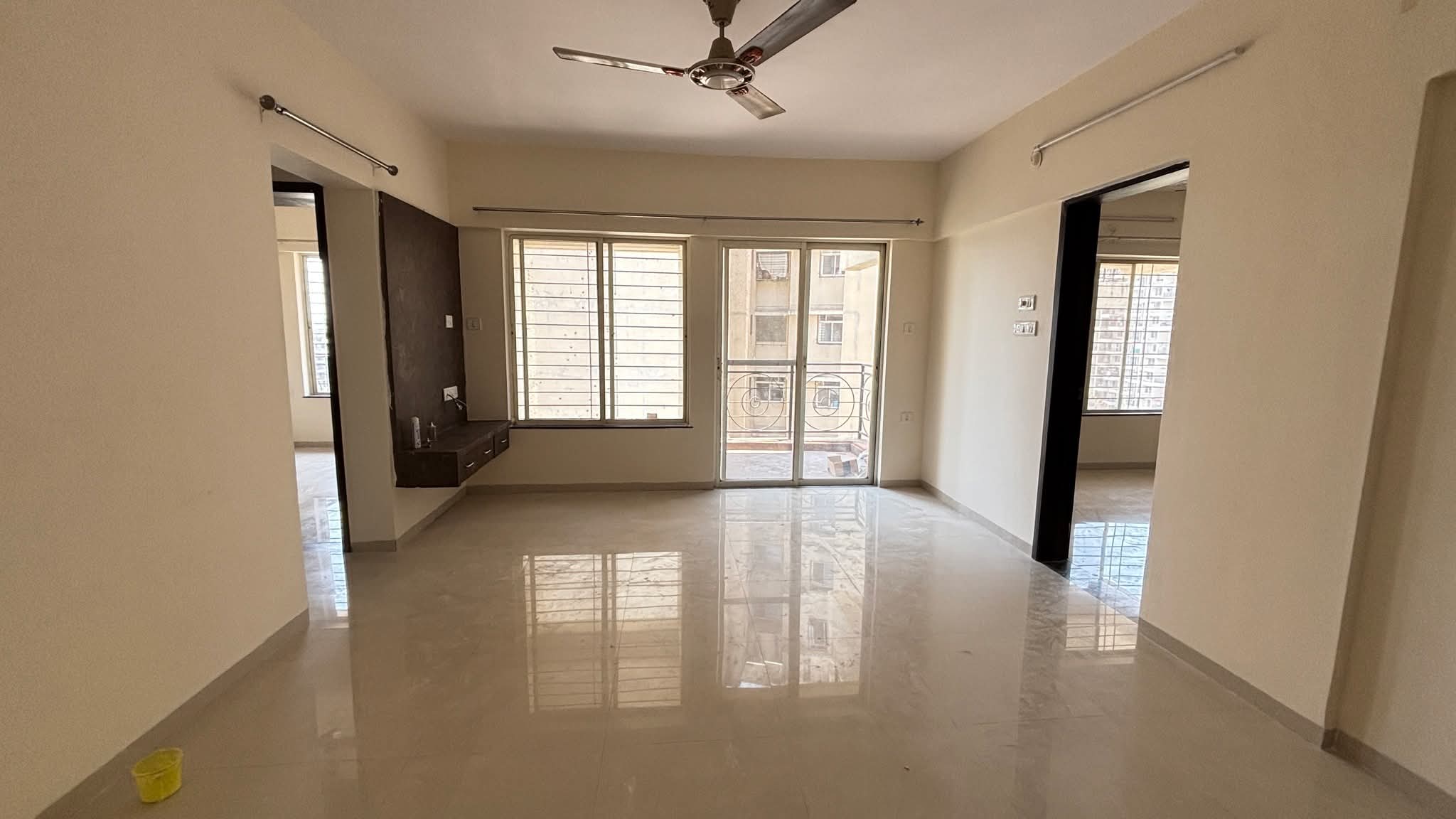 2 BHK + Pooja Room Apartment For Rent in Bramha Skycity Apartment