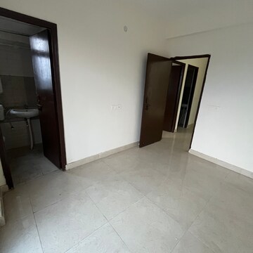 Room in 2 BHK Apartment at Signature Orchard Avenue 2, Hayatpur – for Sale