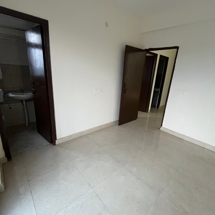 Room, signature-orchard-avenue-2 2 Bedroom 617 Sq.Ft. Apartment In Hayatpur Gurgaon 8800461