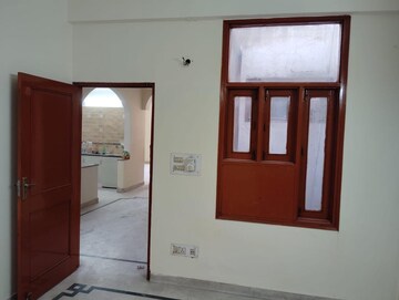 Room in 2 BHK Apartment at Panchdeep Apartments CGHS Ltd, Vikas Puri – for Sale