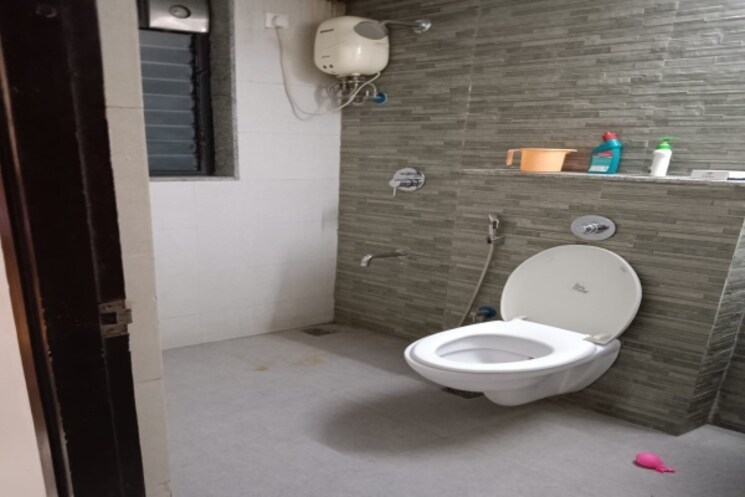 Bathroom, lodha-palava-city-lakeshore-greens 1.5 Bedroom 640 Sq.Ft. Apartment In Dombivli East Thane 8800347