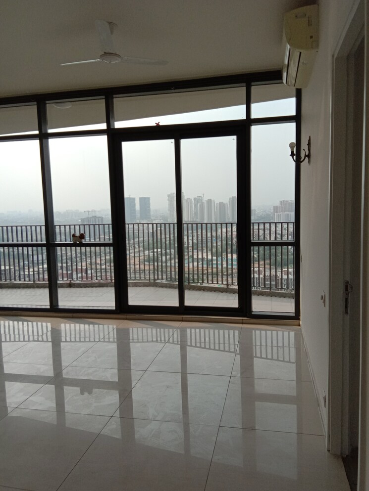 Room, ireo-skyon 4 Bedroom 2791 Sq.Ft. Apartment In Sector 60 Gurgaon 8779517