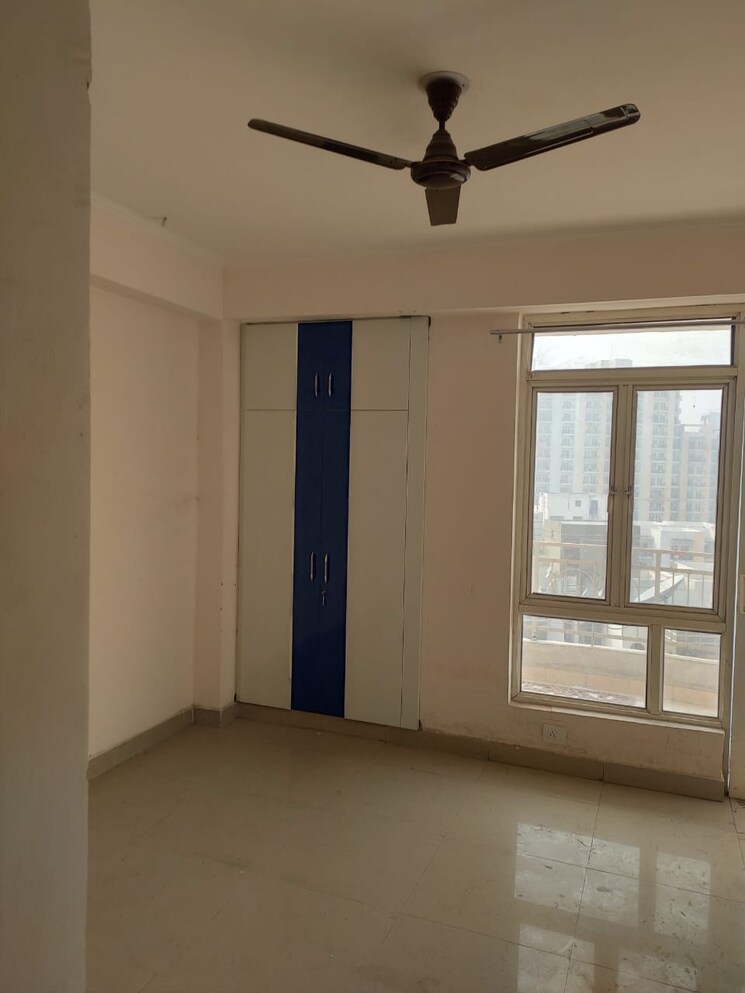 Room, supertech-ecociti 3 Bedroom 1295 Sq.Ft. Apartment In Sector 137 Noida 8800432