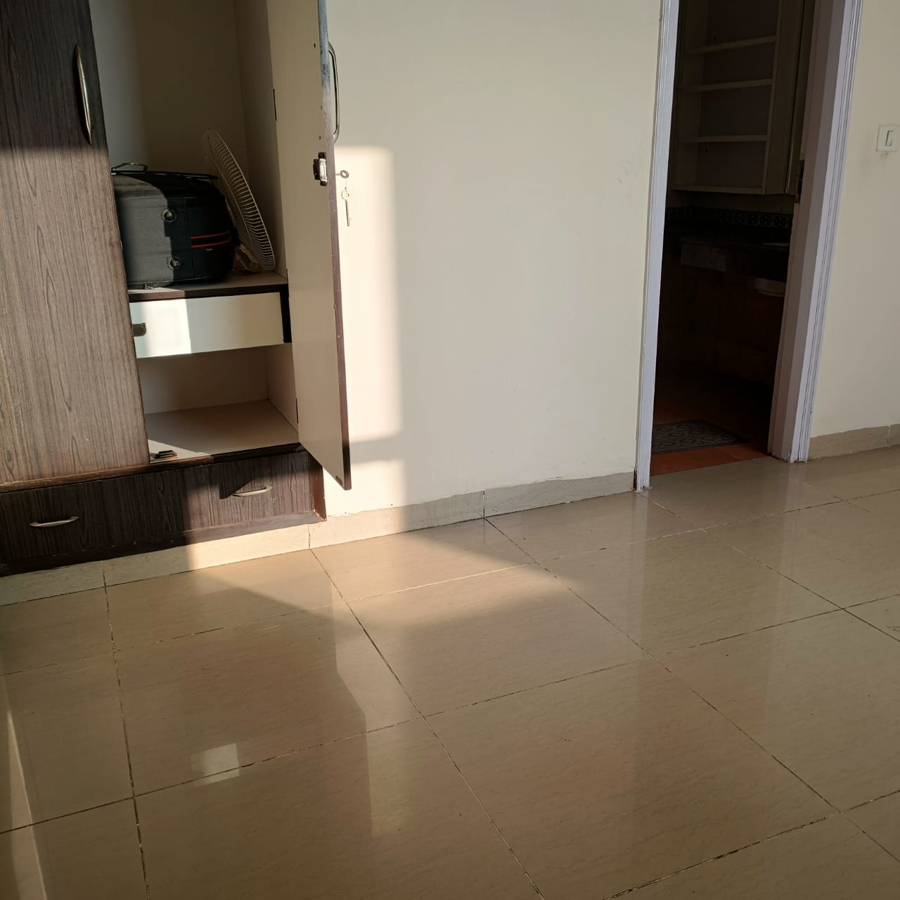 3 BHK Apartment For Rent in Eros Wembley Estate