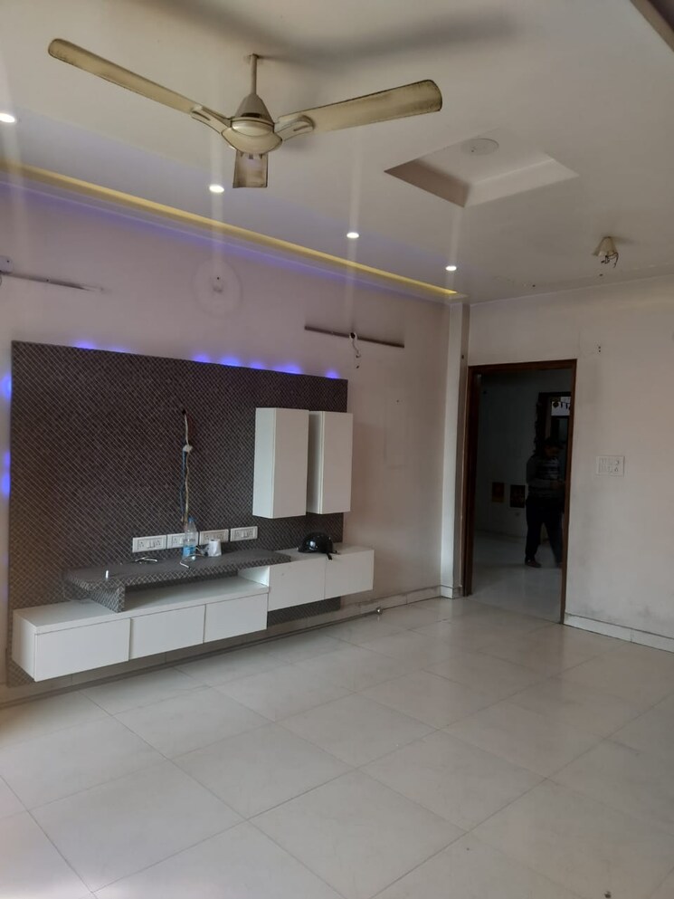 Living Room, nalanda-apartments-vikas-puri 2 Bedroom 800 Sq.Ft. Apartment In Vikas Puri Delhi 8571549