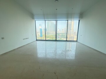 Room in 4 BHK Apartment at Rustomjee Crown, Prabhadevi – for Rent