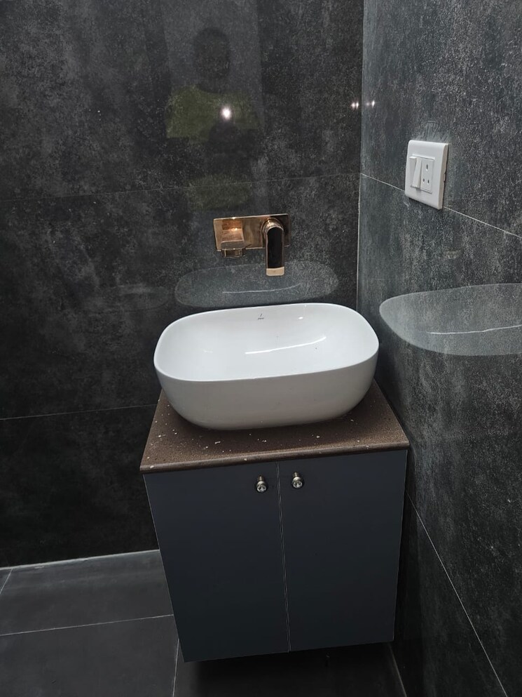 Bathroom, sector 49 3 Bedroom 1200 Sq.Ft. Apartment In Sector 49 Chandigarh 8800552