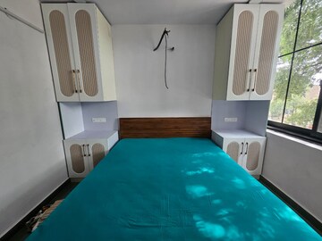 Bedroom in 3 BHK Apartment at Sector 49 – for Rent