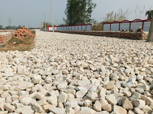  Plot For Sale in Kanpur Road