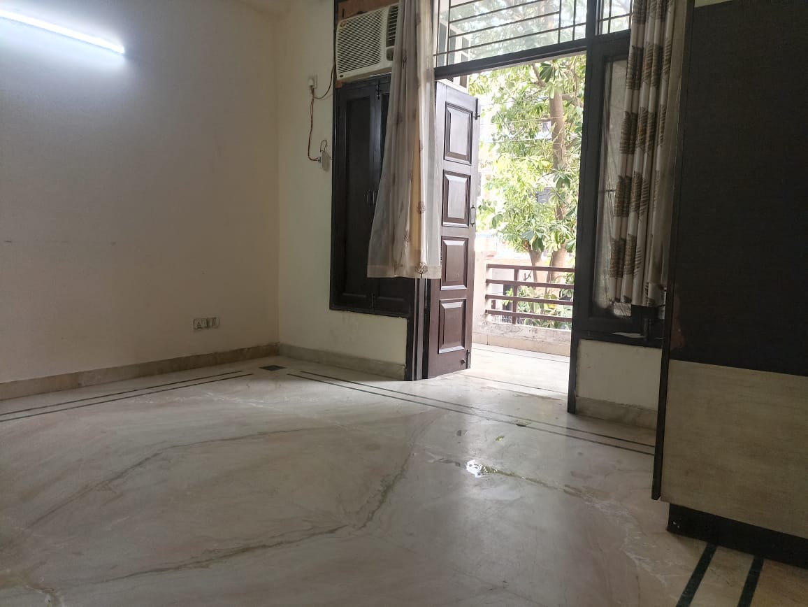 2 BHK Builder Floor For Rent in Sector 47 Noida 