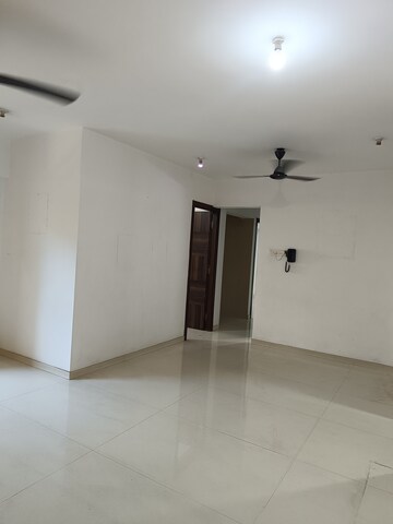 Room in 3 BHK Apartment at Nexus Hyde Park Residency, Manpada – for Rent