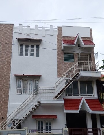 3.5 BHK Independent House – Exterior View View at Hbr Layout - for Rent