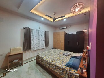 Master Bedroom in 3.5 BHK Independent House at Hbr Layout – for Rent