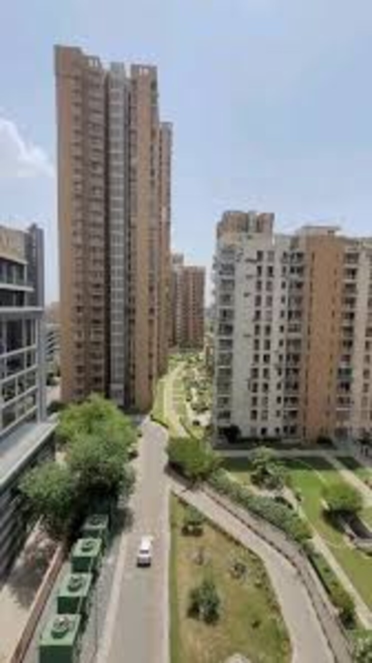Exterior View, pioneer-park-phase-1 2.5 Bedroom 1350 Sq.Ft. Apartment In Sector 61 Gurgaon 8800643