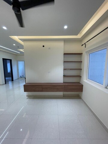 Room in 3 BHK Apartment at Prestige High Fields, Gachibowli – for Rent