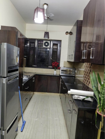 Kitchen in 3 BHK Builder Floor at Sector 55 – for Rent