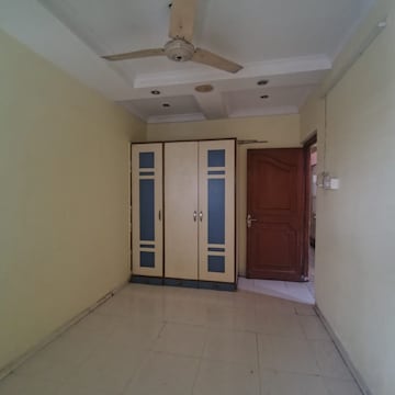 Room in 2 BHK Apartment at Chatrapati Nagar – for Rent
